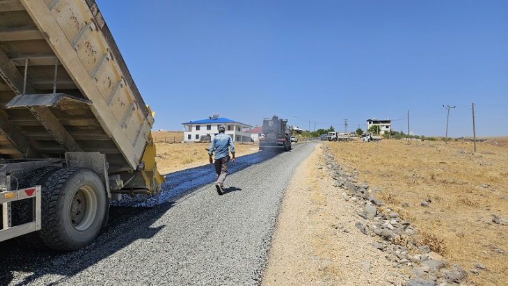 Alayağmur Köyü'nde yol çalışmaları tamamlandı