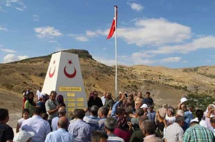 Başkan Öztürk: Ulukale şehitlerimizi rahmetle anıyorum