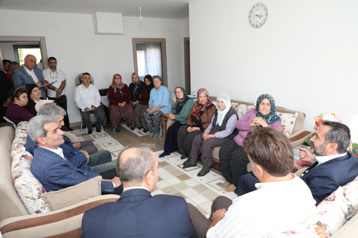 Başkan Şerifoğulları, Hankendi Mahallesi'nde