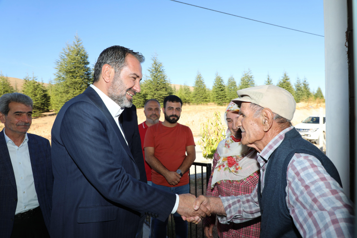 Başkan Şerifoğulları, Hankendi Mahallesi'nde